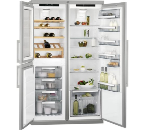 Холодильник Side by Side AEG SCE72716TM