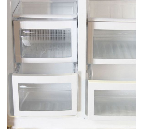 Холодильник GINZZU NFK-605 Black glass