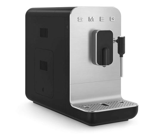 Кофемашина SMEG BCC12BLMEU