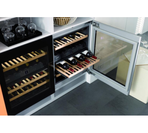 Винный шкаф LIEBHERR uwt 1682 vinidor