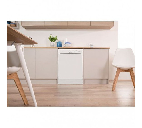 Посудомоечная машина Indesit DFP 27B+96 Z