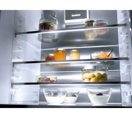 Холодильник MIELE K 7747 D