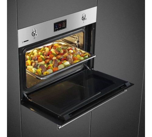 Духовой шкаф SMEG SF4303WVCPX