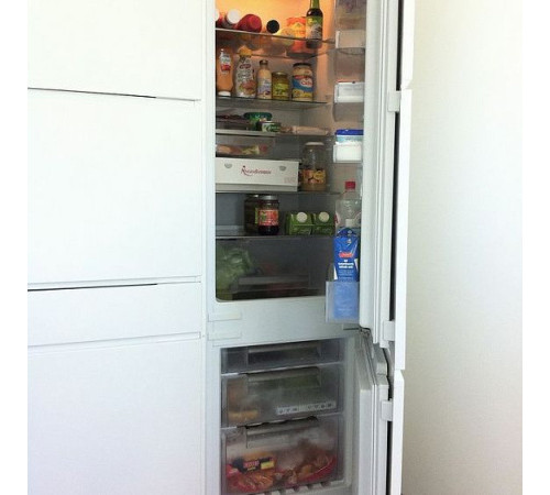 Холодильник SIEMENS ki 38va50