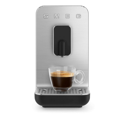 Кофемашина SMEG BCC11BLMEU