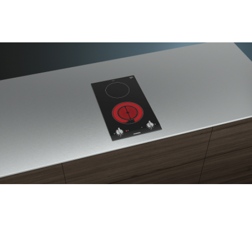 Компактный духовой шкаф Smeg SF4920MCN1