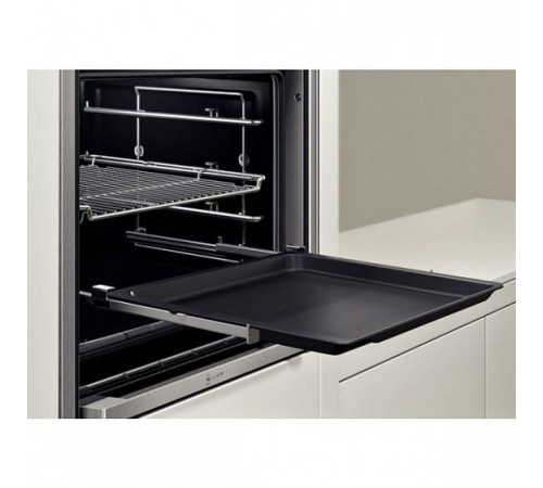 Духовой шкаф NEFF b55cs24n0r