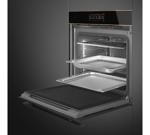 Духовой шкаф SMEG SO6606S4PNR