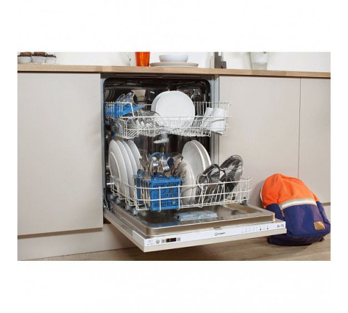 Посудомоечная машина INDESIT dfg 15b10 eu