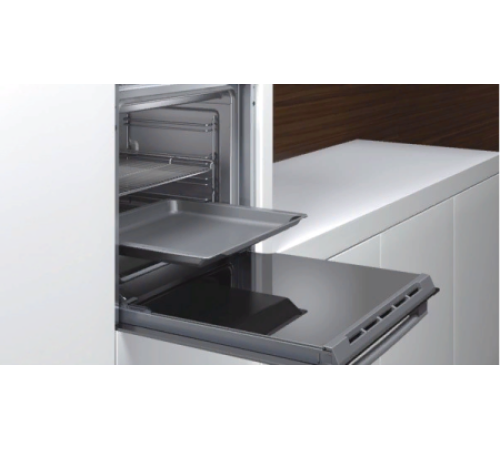 Духовой шкаф NEFF  b 15e42 n3