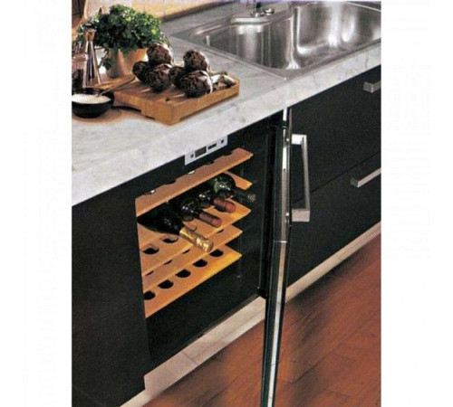 Холодильник LIEBHERR SKes 4210-20 001