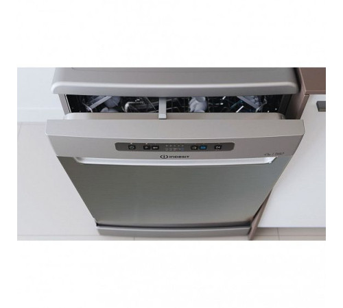 Посудомоечная машина INDESIT DFC 2C24 A X