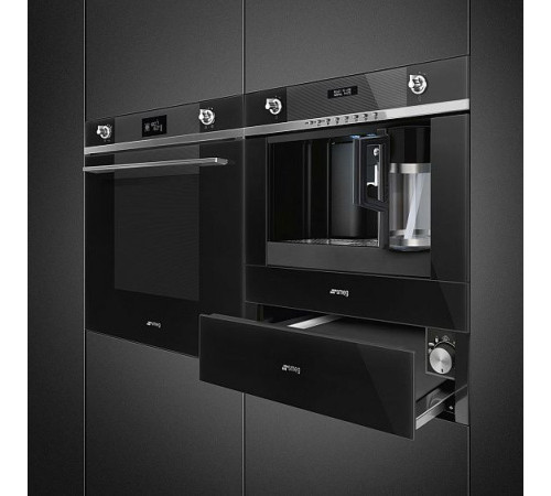 Встраиваемая кофемашина SMEG CMS4101N