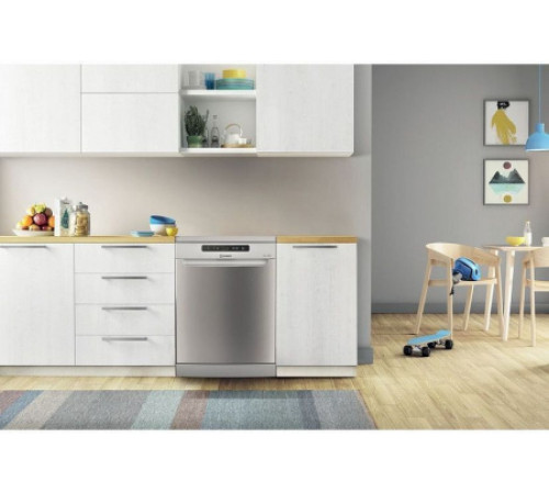 Посудомоечная машина INDESIT DFC 2B+19 AC X