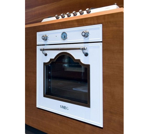 Духовой шкаф SMEG sf750bs