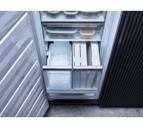 Морозильная камера MIELE FNS 7794 E