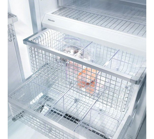 Микроволновая печь SAMSUNG MS23K3515AK