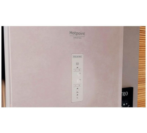 Холодильник HOTPOINT-ARISTON HTR 8202I M O3