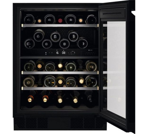 Винный шкаф ELECTROLUX EWUD040B8B