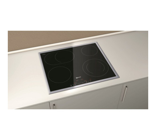 Духовой шкаф BOSCH hbg6750w1