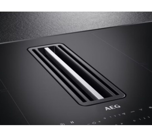 Варочная поверхность AEG CCE84779CB