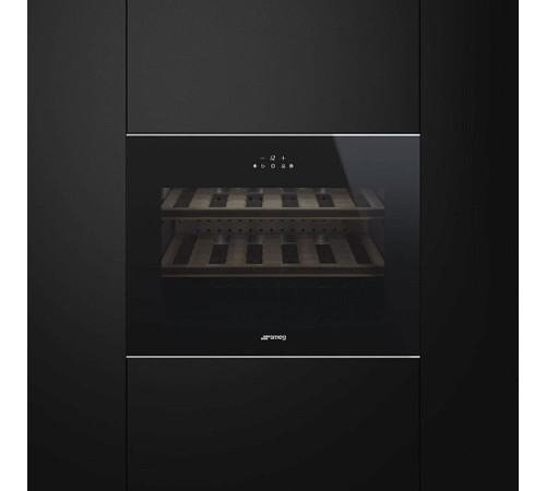 Винный шкаф Smeg CVI618NX