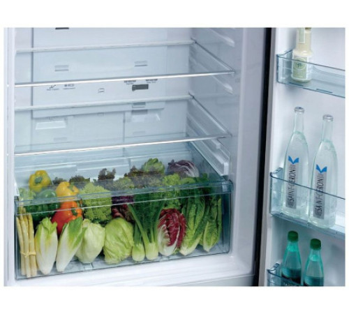 Микроволновая печь SAMSUNG MG23T5018AC/BW