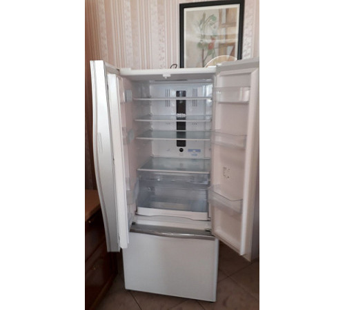 Холодильник HITACHI R-WB 552 PU2 GPW белое стекло