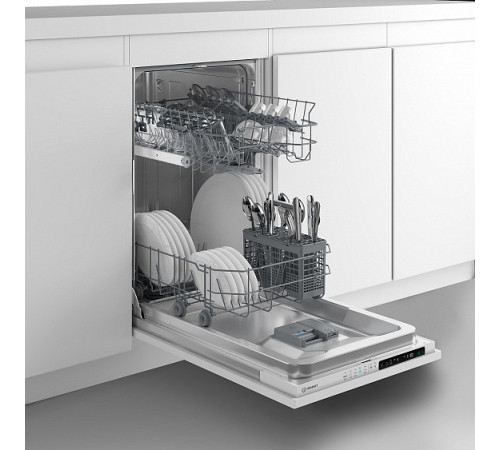Посудомоечная машина INDESIT DIS 1C50