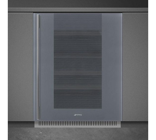 Встраиваемый винный шкаф SMEG CVI138RS3