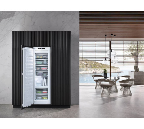 Морозильная камера MIELE FNS 7794 E