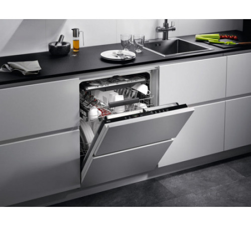 Посудомоечная машина AEG FSE83708P